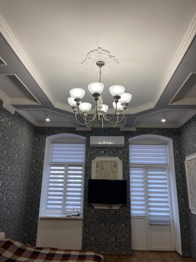 Lux Apartment In Zentrum แชร์นิฟซี ภายนอก รูปภาพ